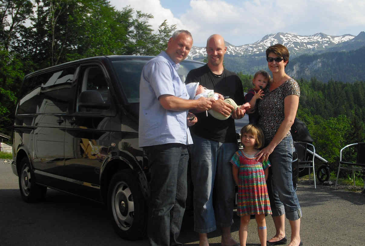Ein Familienfahrzeug - Multivan 4Motion - bei Schwyz