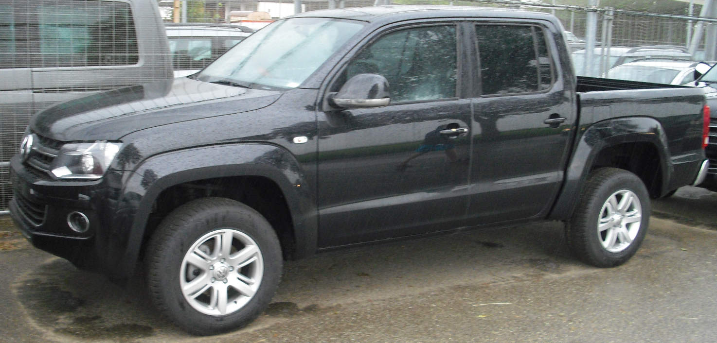 Amarok Highline Schwarz