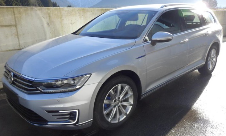 passat variant gte plug in 