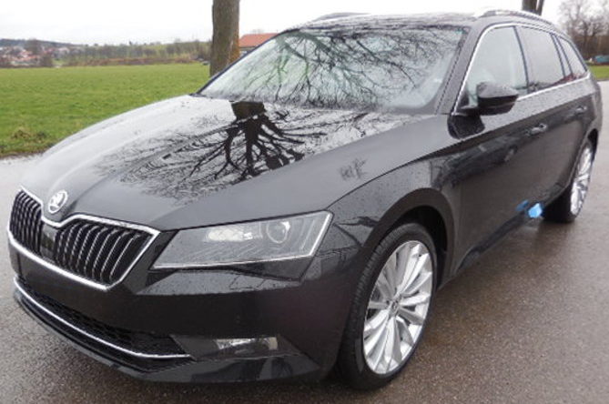 skoda superb style combi 19 zoll schwarz