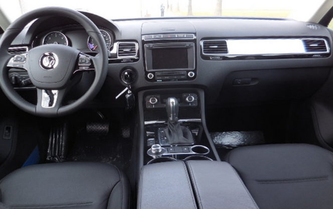 VW Touareg innen